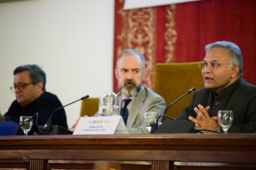 Mukul Kesavan, Fernando Fernández Arias y Sanjay Verma