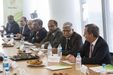 La delegación de ejecutivos de la HSRC estaba compuesta por ocho expertos