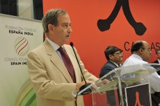 Intervención del secretario general de la FCEI, Alonso Dezcallar