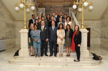 Los Futuros Líderes Indios durante su visita al Ayuntamiento de Valladolid.