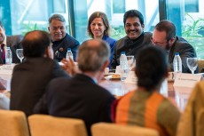 Reunión de parlamentarios indios con la FCEI