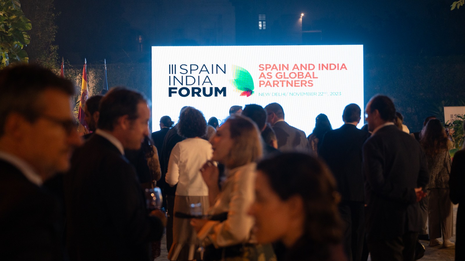 Agustín Pániker y Vibha Maurya reciben el IV Premio España-India