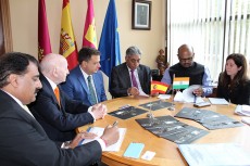Albacete recibe a una delegación agrícola de India