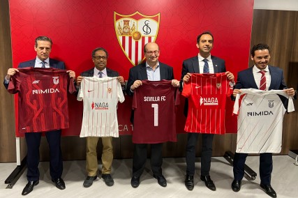 Una delegación del Bengaluru United visita el Sevilla FC